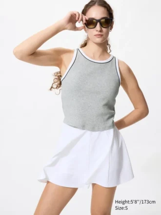 Aktiv tennisnederdel med vidde til kvinder