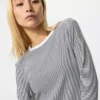 Blød ribbet T-shirt til kvinder | Stribet