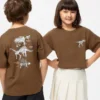 Børnets T-shirt med grafisk print af Jason Polan UT