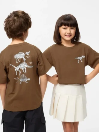 Børnets T-shirt med grafisk print af Jason Polan UT
