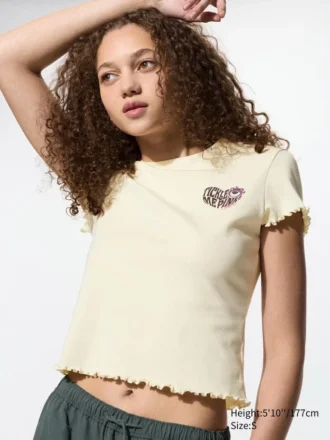 Disney/Pixar UT Graphic Mini T-shirt til kvinder