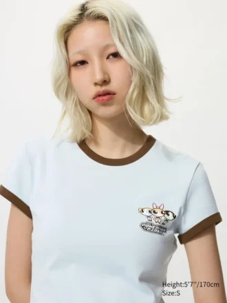 Grafisk T-shirt til kvinder med muntert motiv