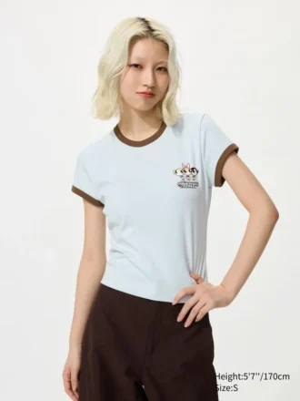 Grafisk T-shirt til kvinder med muntert motiv
