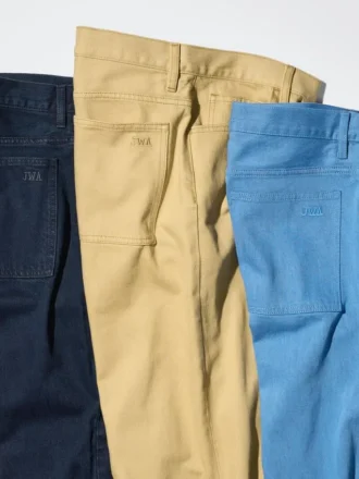 Herrejeans i bred, lige pasform