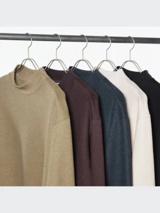 Langærmede T-shirts med opretstående krave i børstet jersey til mænd