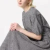Seersucker-bluse med volumen til kvinder | Gingham