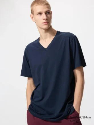 Supima Cotton-bomulds-T-shirt med V-hals til mænd
