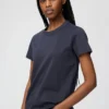 T-shirt med rund hals til kvinder